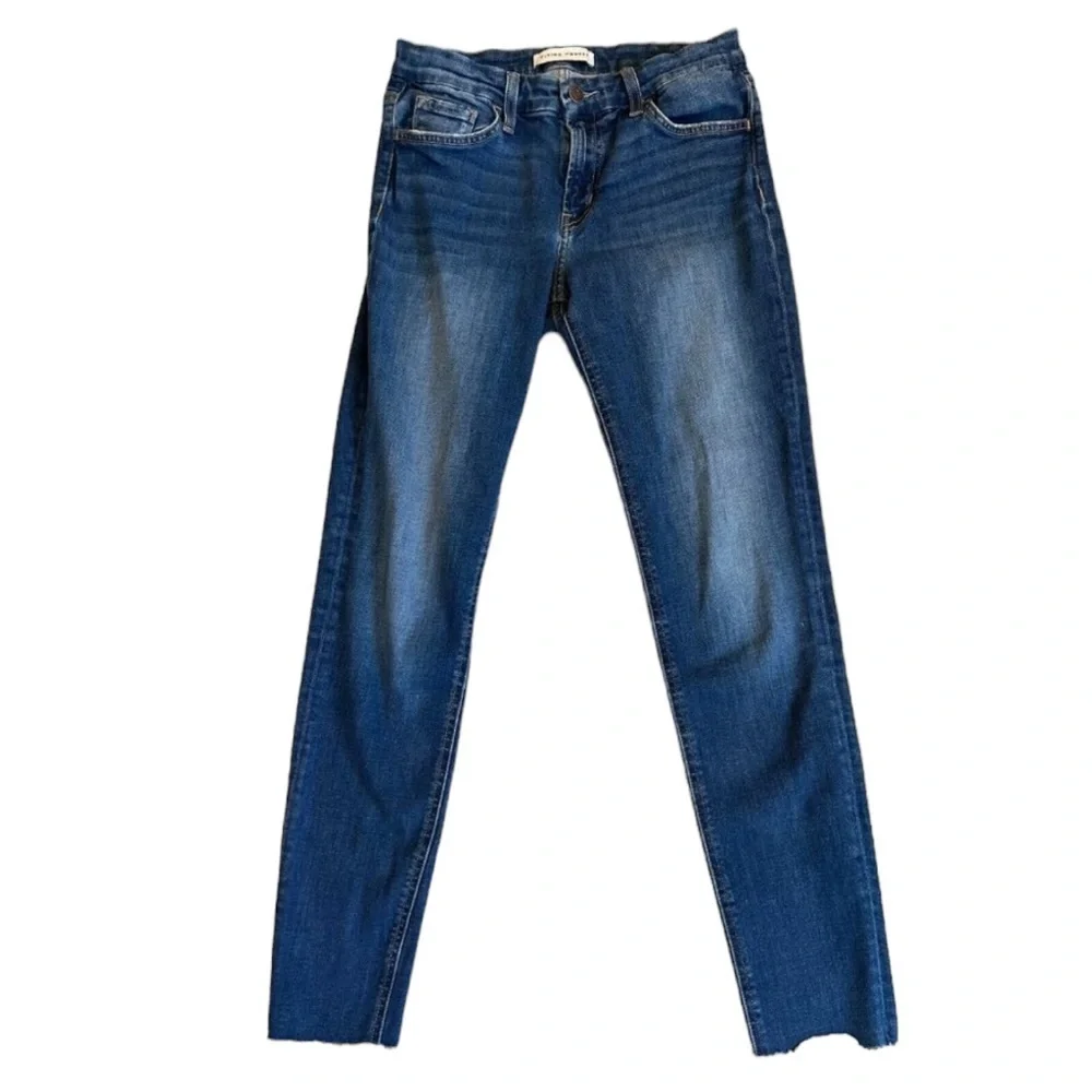 Flying Monkey Platinum Skinny Raw Hem Jeans
Size 28 - Picture 1 of 6